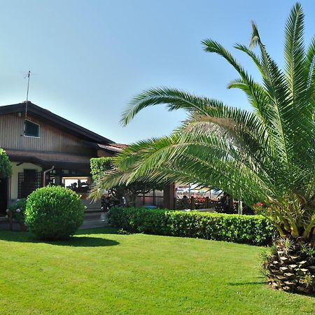 Campeggio Italia Marina di Massa Εξωτερικό φωτογραφία